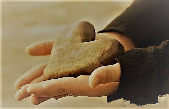 Mons.Nunzio Galantino”Signore, con la tua luce ci guarisci la durezza di cuore”