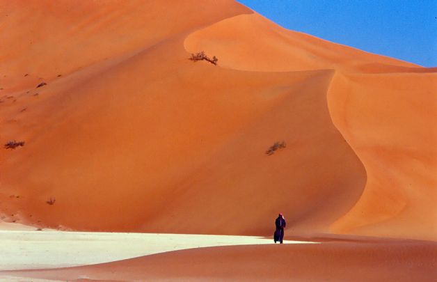 Mons.Nunzio Galantino”In cammino, nel deserto della Quaresima, per incontrare Dio”