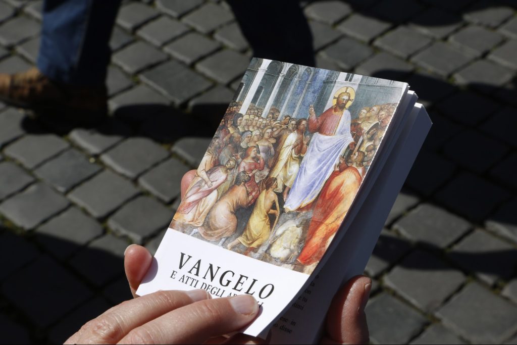 padre Ermes Ronchi Gesù viene a guarirci, non a rifare un&nbsp;«codice»