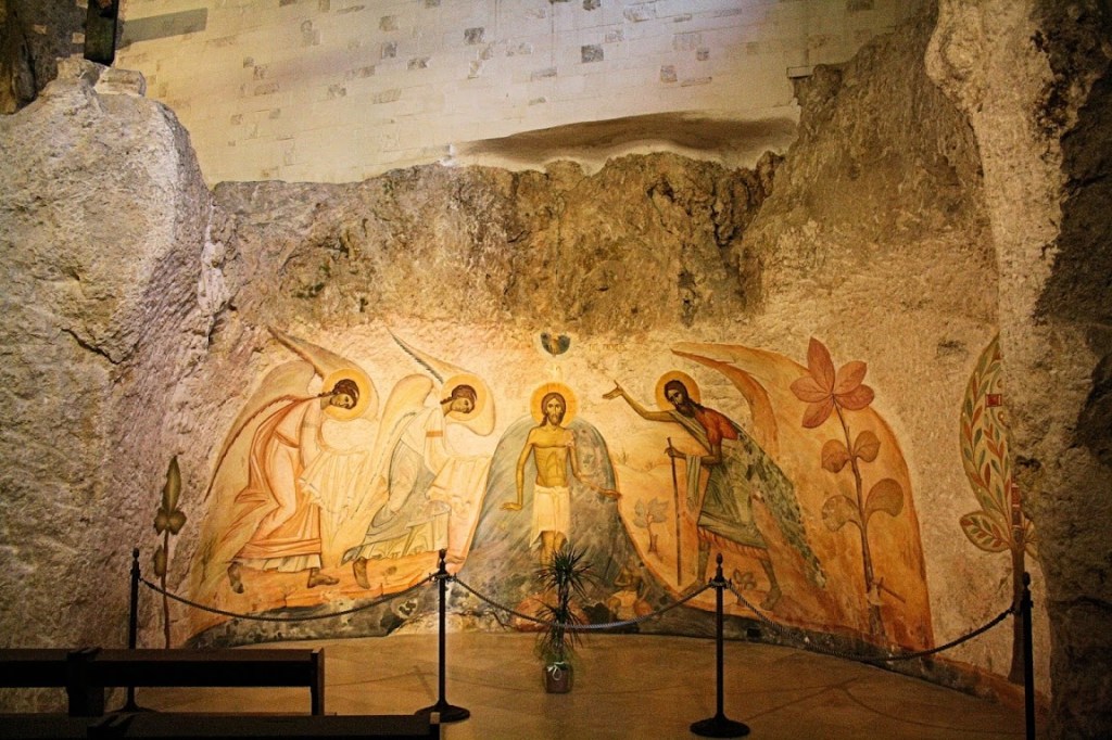 DALLE «CATECHESI» DI GERUSALEMME”IL BATTESIMO, SEGNO DELLA PASSIONE DI&nbsp;CRISTO