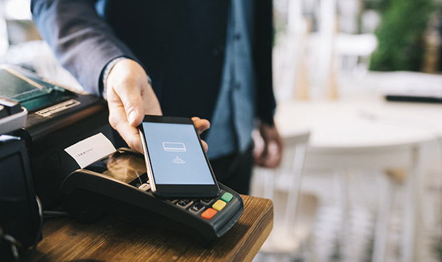 mons.Roberto Brunelli”La salvezza non si&nbsp;compera”