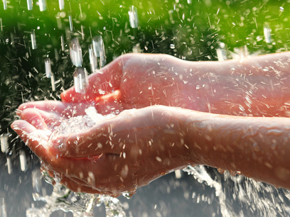 DAL TRATTATO «SUI MISTERI» DI SANT’AMBROGIO,”RINASCIAMO DALL’ACQUA E DALLO SPIRITO SANTO”