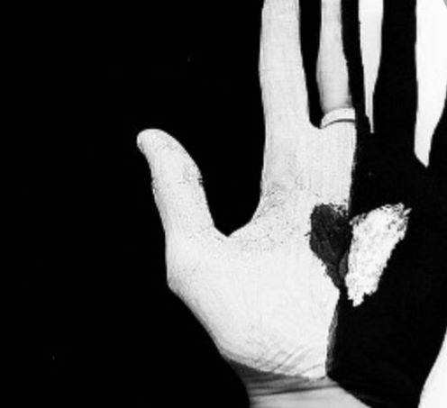 Nico Guerini”Mani che rapinano e mani che&nbsp;donano”