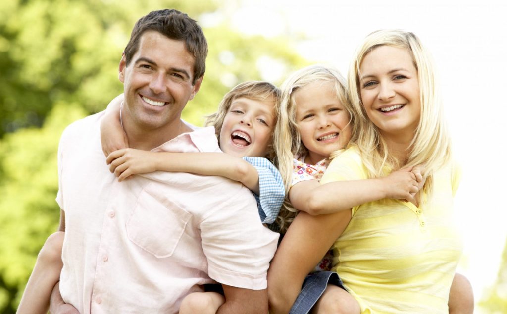 don Lucio D’abbraccio”Famiglia: cellula della&nbsp;società”