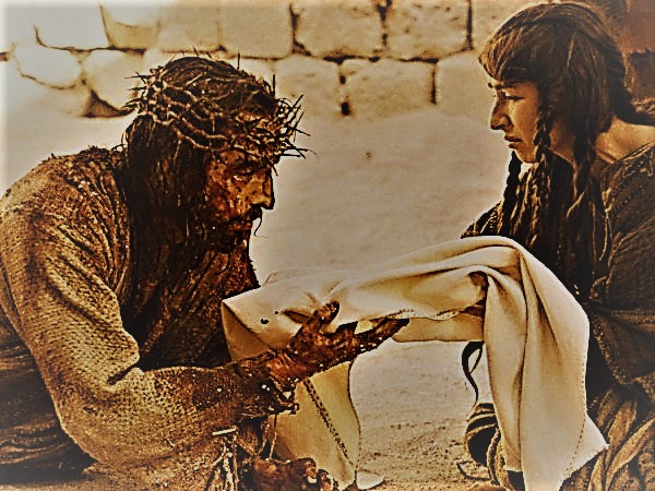 padre Ermes Ronchi”La Settimana in cui stare vicino alle ferite di&nbsp;Gesù”