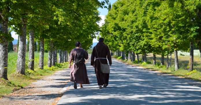 #PANEQUOTIDIANO, «GESÙ CHIAMÒ A SÉ I DODICI E PRESE A MANDARLI A DUE A DUE&nbsp;»