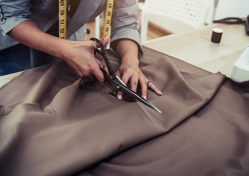  BRIANA SANTIAGO “Il taglio che&nbsp;crea”