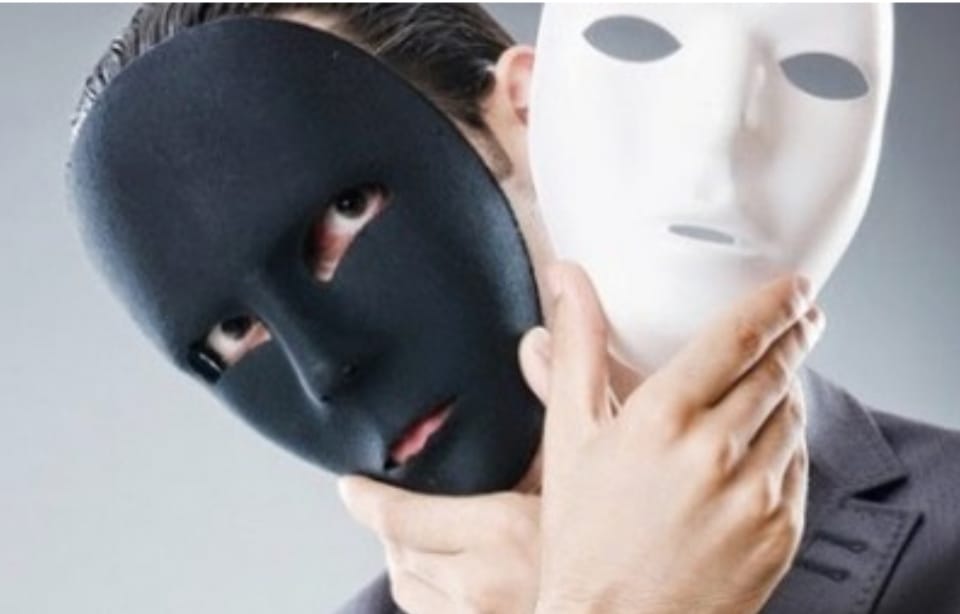 P. Gaetano Piccolo S.J.”Tanto non si vede! L’arte di&nbsp;coprire”