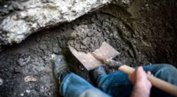 Leonardo Angius SJ “Non scavarti la&nbsp;fossa!”