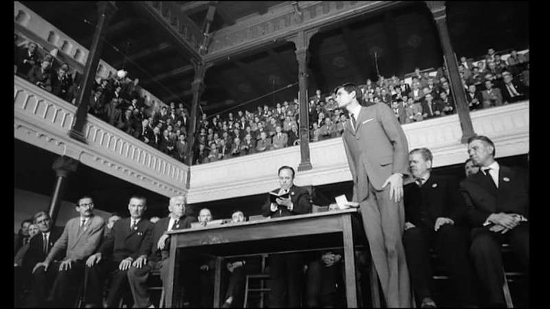 P. Gaetano Piccolo S.J.”Cose mai viste! Il rischio di dire quello che non c’è”