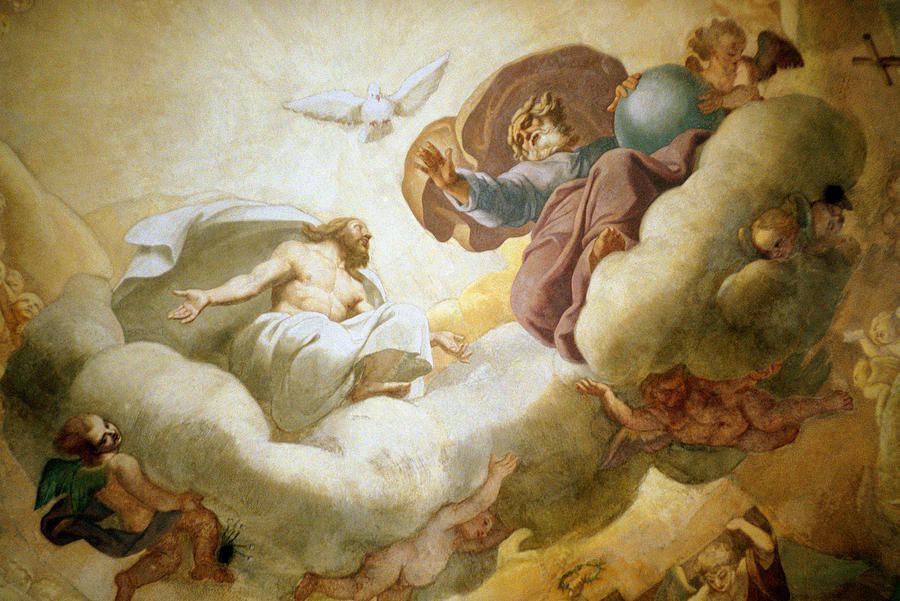 don Lucio D’abbraccio “La Trinità: un Dio che salva e non&nbsp;condanna”